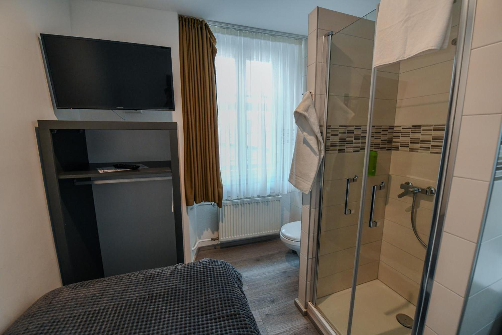 De France Hotel 3*